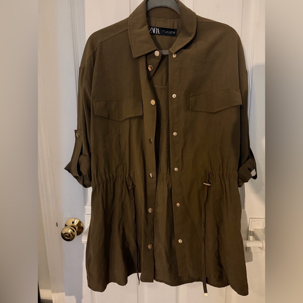 Zara Women’s Khaki Lightweight Jacket